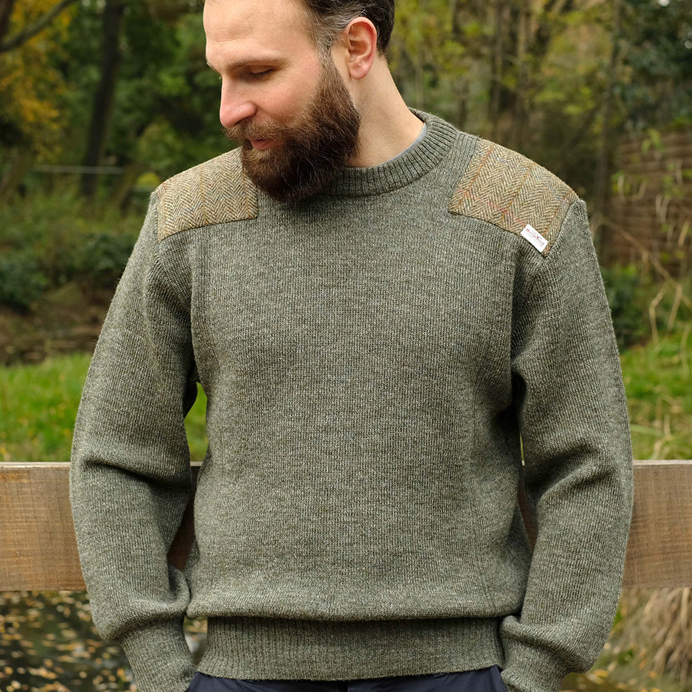 Military style jumper with Harris Tweed shoulder patches in light green - Image 4