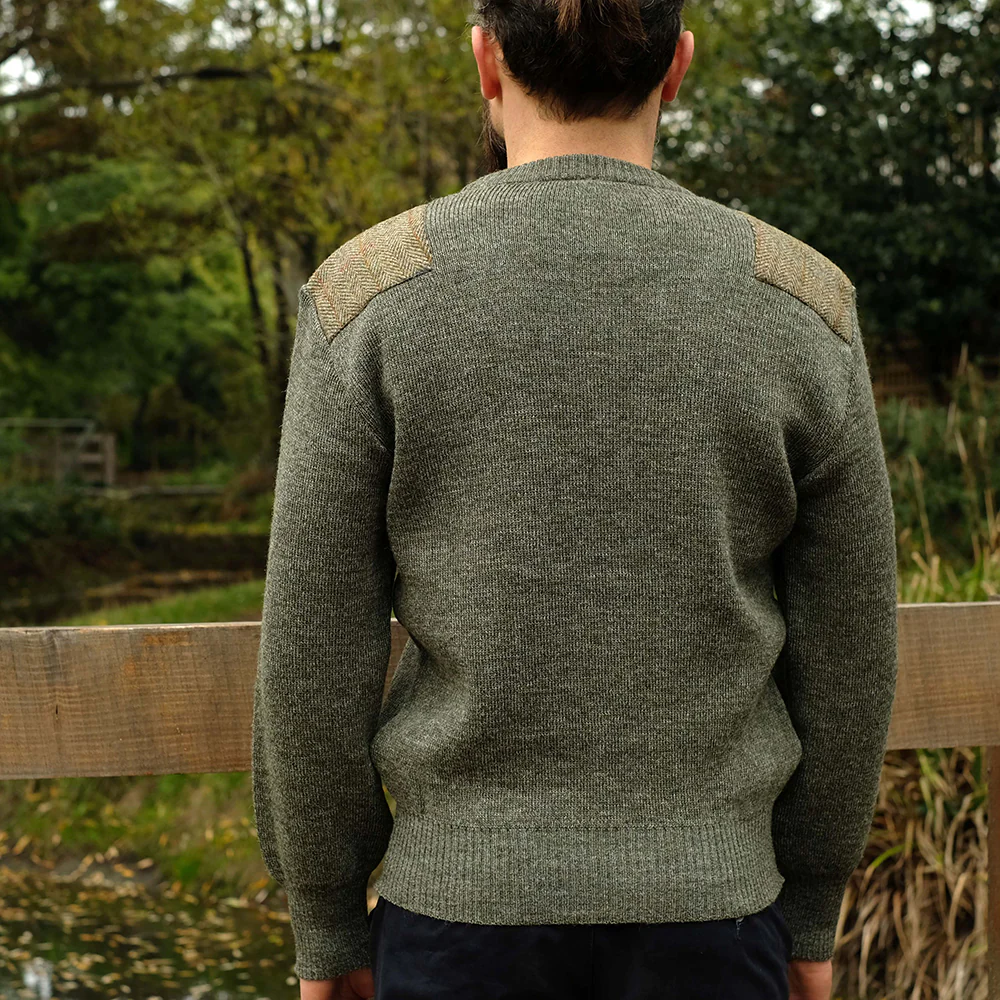 Military style jumper with Harris Tweed shoulder patches in light green - Image 6