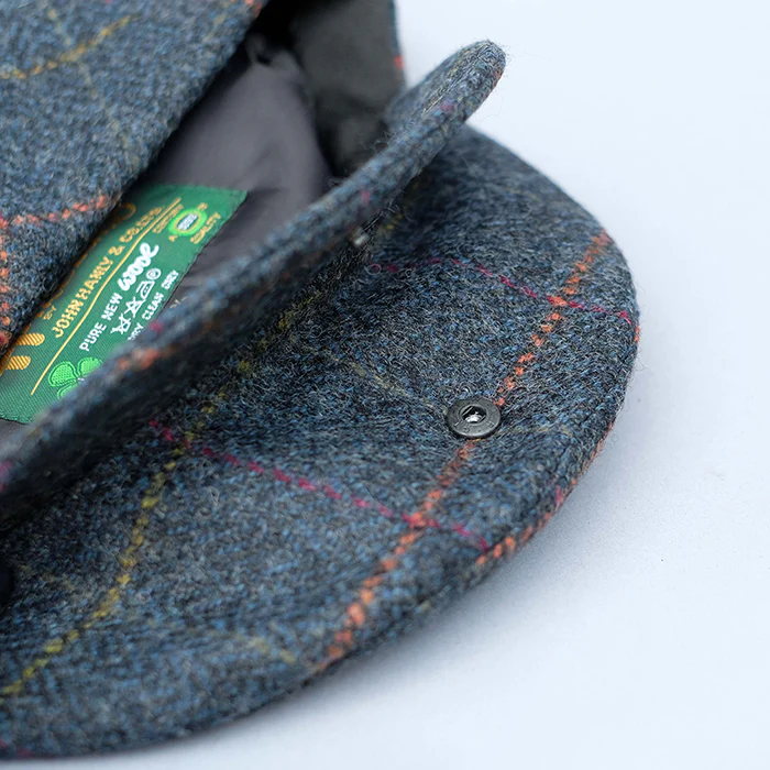 Tweed Flat Cap in navy windowpane - Image 4